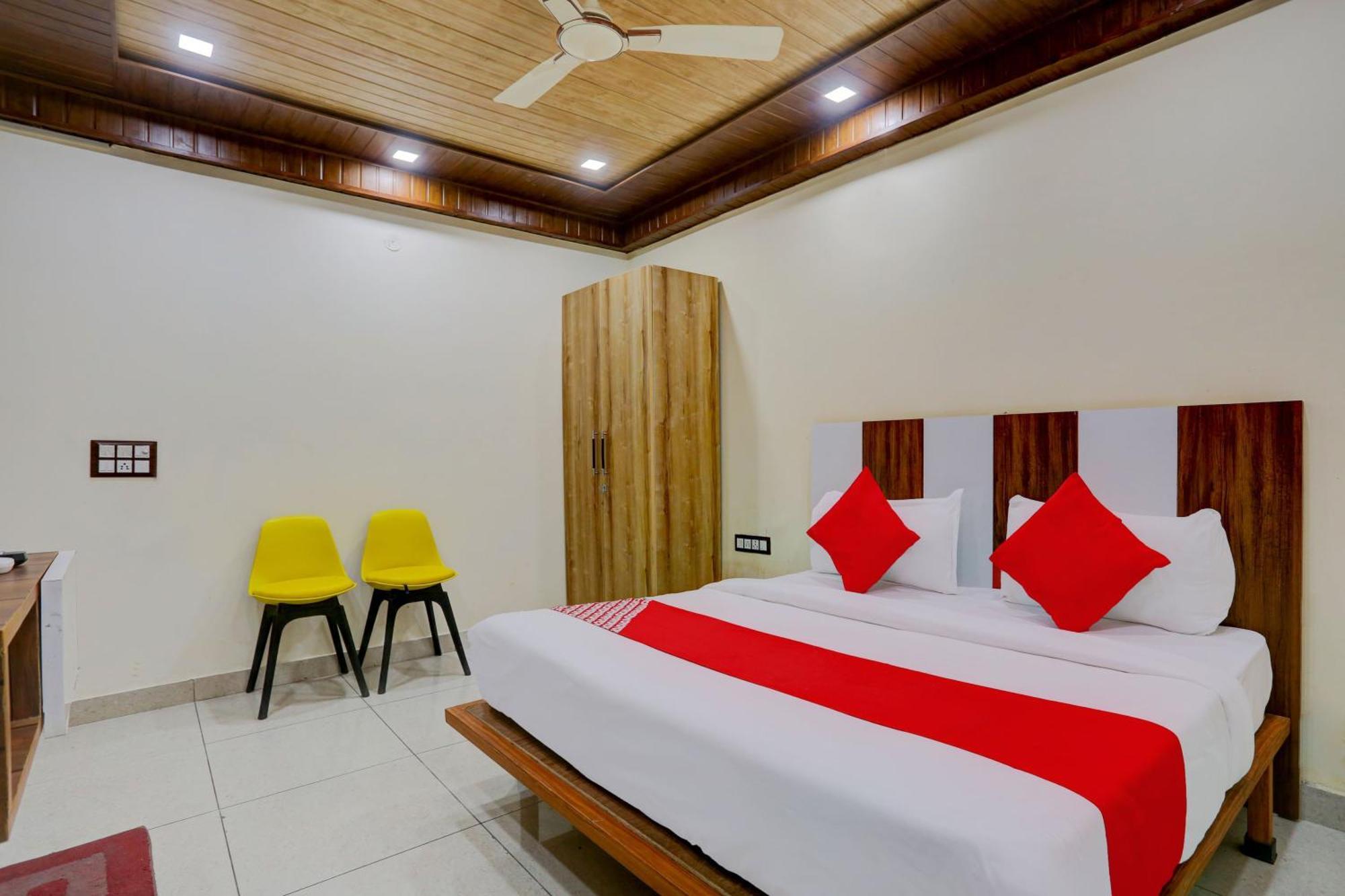 Hotel O Family Deluxe New Delhi Exteriör bild